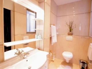 Victory Apartments Иксел Екстериор снимка